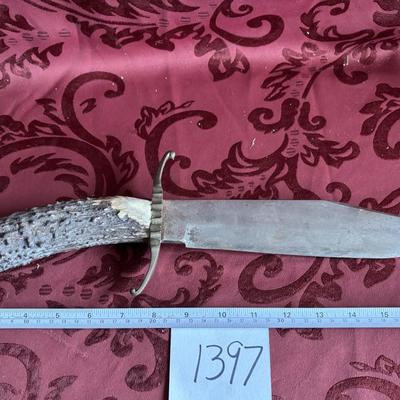 Bowie Knife with Stag Handle