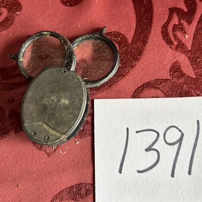 Vintage Pocket Magnifying Glass