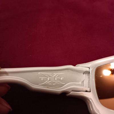 OAKLEY TEN SUNGLASSES