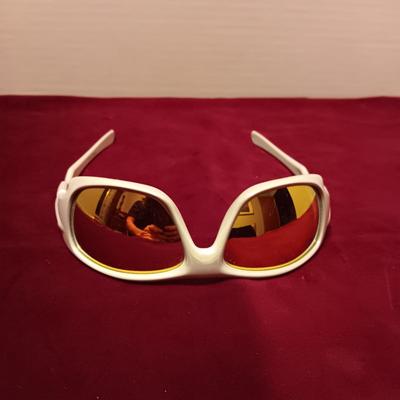 OAKLEY TEN SUNGLASSES