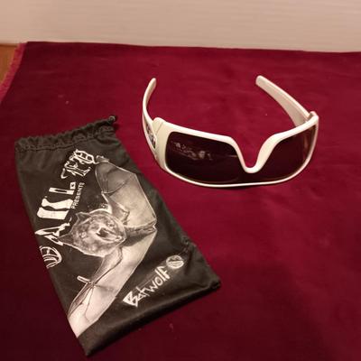 OAKLEY "BATWOLF" SUNGLASSES