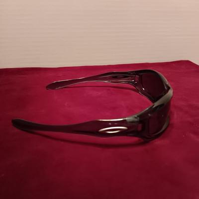 OAKLEY "MONSTER DOG" SUNGLASSES