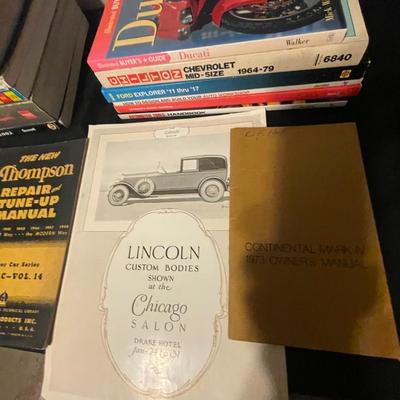 AUTOMOTIVE BOOKS
