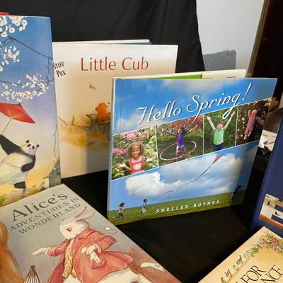 A GREAT COLLECTION OF CHILDRENS BOOKS