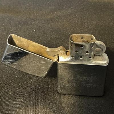 2 ZIPPO LIGHTERS, 4 TIE TACKS AND PEN/PENCIL SET