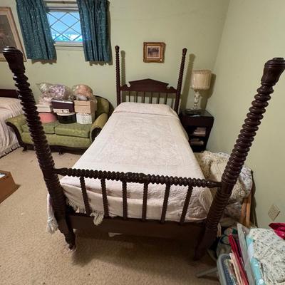 Antique Spindle Twin Bed