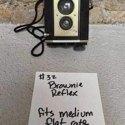 Sale Photo Thumbnail #310: Kodak Brownie Reflex. Fits medium flat rate box