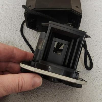 Sale Photo Thumbnail #315: Kodak Brownie Reflex. Fits medium flat rate box