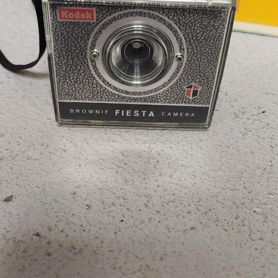 Sale Photo Thumbnail #340: Kodak Brownie Fiesta in box with extras. Fits in medium flat rate box.