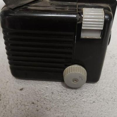 Sale Photo Thumbnail #368: Set of 5 Brownie Hawkeye cameras. Fits a medium flat rate box