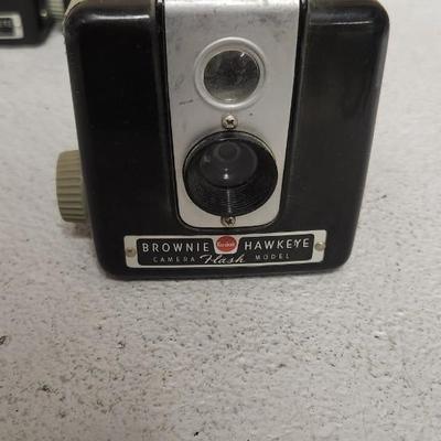 Sale Photo Thumbnail #365: Set of 5 Brownie Hawkeye cameras. Fits a medium flat rate box