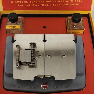 Sale Photo Thumbnail #389: Cine-Kodak Duo Splicer in box. Fits a medium flat rate box