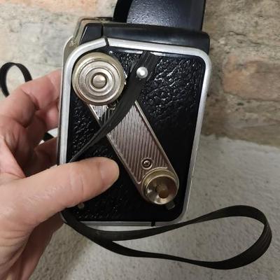 Sale Photo Thumbnail #425: A pair of Duaflex II and a Duaflex. Fits a medium flat rate box