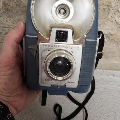 Sale Photo Thumbnail #443: Pair of Brownie Starflash and a Flash 30. Fits a medium flat rate box