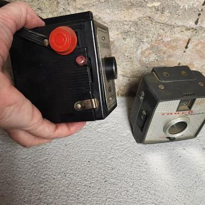 Sale Photo Thumbnail #456: Tower Skipper, Adventurer 620, Birdseye Flash, Imperial 620 and Spartus 620. Fits a medium flat rate box