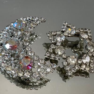 Sparkling star and moon brooches