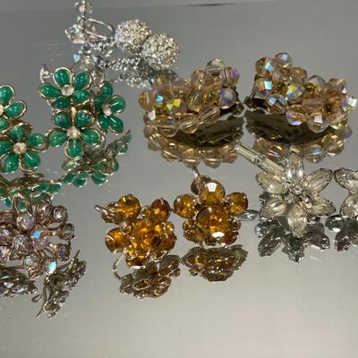 Vintage screwback earrings