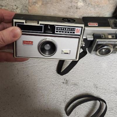 Sale Photo Thumbnail #466: Mixed lot of Instamatic type cameras. 8 total. Fits a medium flat rate box