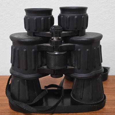 Lot 6: Humvee Binoculars