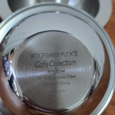 Lot 10: Wolfgang Puck Small Metal Bowls