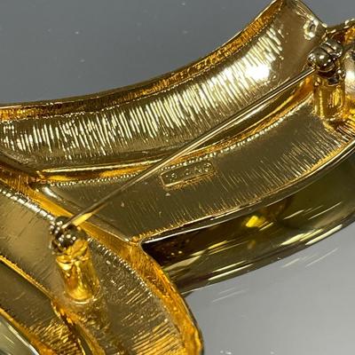 Vintage brooch and Monet pin