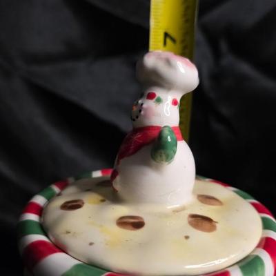 Festive Snowman Chef Cookie Jar – Ceramic Holiday Kitchen Decor