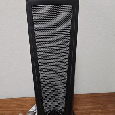 Lot 15: LASKO Ceramic Heater