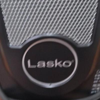 Lot 15: LASKO Ceramic Heater
