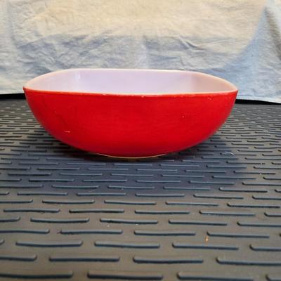 Sale Photo Thumbnail #14: Red Square Serving Bowl #5258
Hard to find, no lid