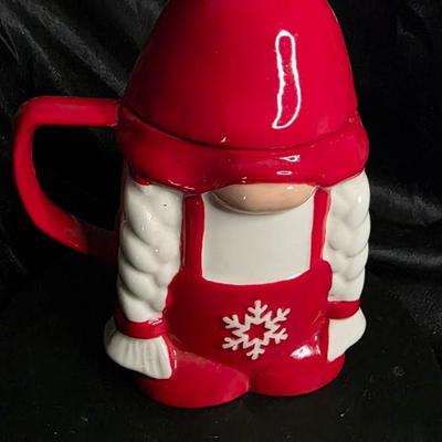 The Cellar Macy’s Holiday Gnome Mug with Removable Hat Lid – Festive 20oz Ceramic