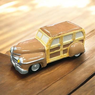 Sale Photo Thumbnail #221: Dept 56 Snow Village Woody Station Wagon #5136-5  Approximately 4" Long