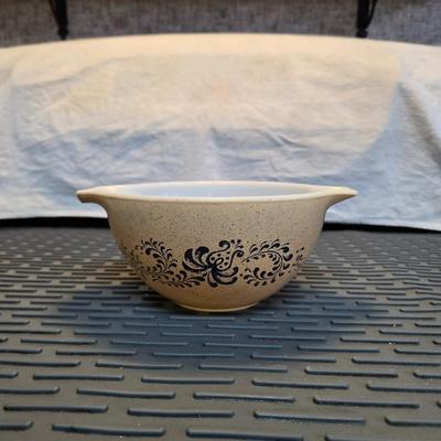 Sale Photo Thumbnail #20: Pyrex Homestead Cinderella 441