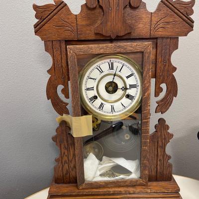 Vintage New Haven clock