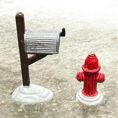 Sale Photo Thumbnail #234: Dept 56 Snow Village Fire Hydrant and Mailbox #5132-2 Includes Box  Metal