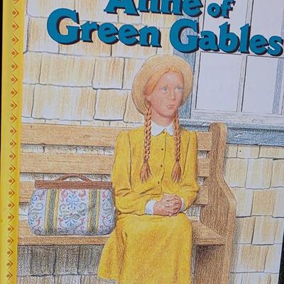 Treasury of Illustrated Classics Anne of Green Gables by L.M. Montgomery - New Hardcover