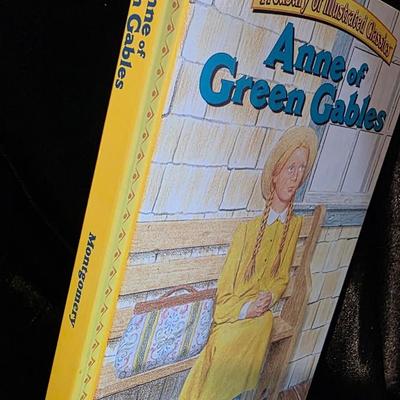 Treasury of Illustrated Classics Anne of Green Gables by L.M. Montgomery - New Hardcover