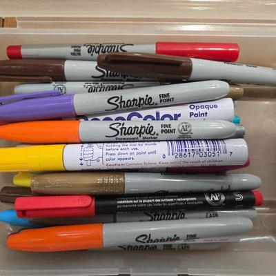 Lot 31: Lot of Office Supplies: Sharpies, Crayons, Paperclips, Stapler