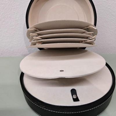 Lot 36: Travel Jewelry Case