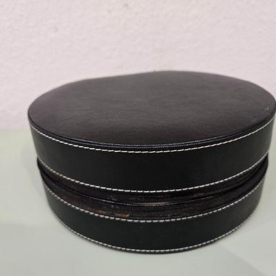 Lot 36: Travel Jewelry Case