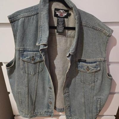 Lot 40: Harley Davidson Denim Vest