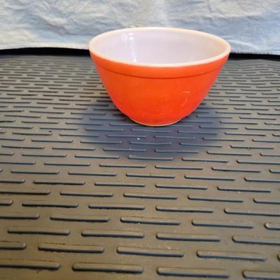 Sale Photo Thumbnail #45: Pyrex Primary Red 401
Has scratches