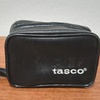 Lot 54: Compact Binoculars