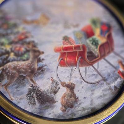 Vintage Squirrels & Birds Winter Scene Christmas Tin - Holiday Cookie Storage Canister