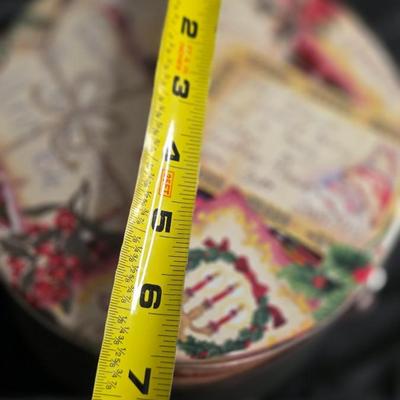 Vintage “Letters to Santa” Christmas Tin Pail – Festive Holiday Collectible with Handle