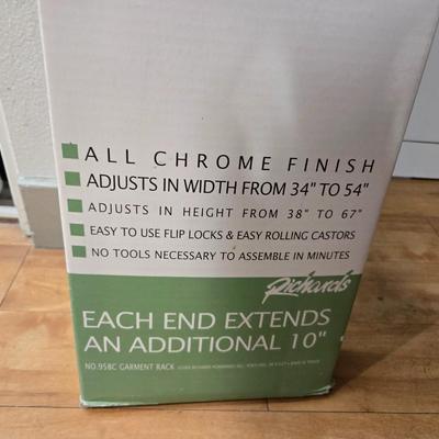 Lot 58: Garment Rack