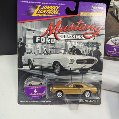 Johnny Lightning Limited Edition Authentic Replicas Die-Cast Metal Body & Chassis