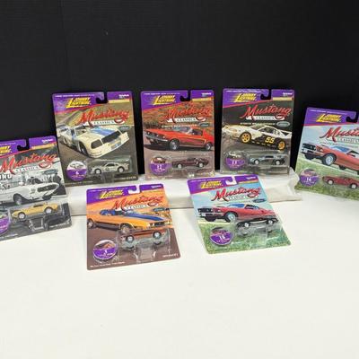 Johnny Lightning Limited Edition Authentic Replicas Die-Cast Metal Body & Chassis