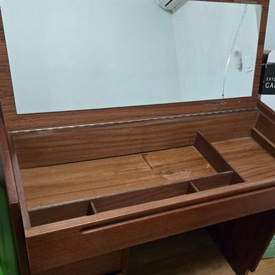 Lot 60: Mid-Century Wooden Vanity Desk