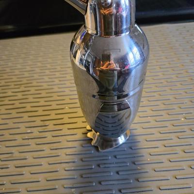 Sale Photo Thumbnail #66: Stainless Steel penguin drink shaker with strainer