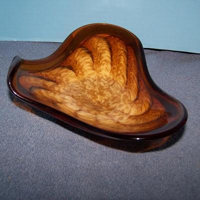 LOT 97 LOVELY VINTAGE MCM ART GLASS